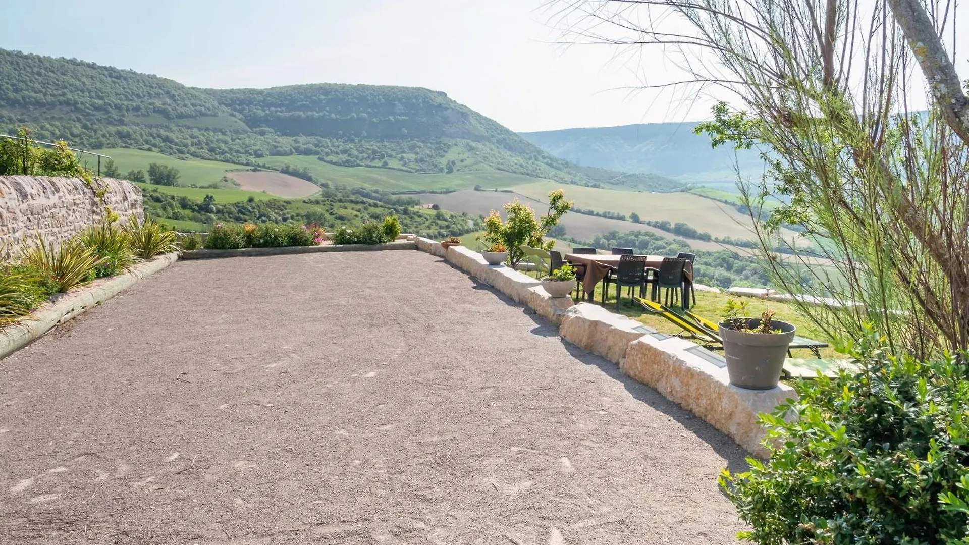 Appartement Vue Panoramique Campagne Pouncho 2 Pers Millau Apartment