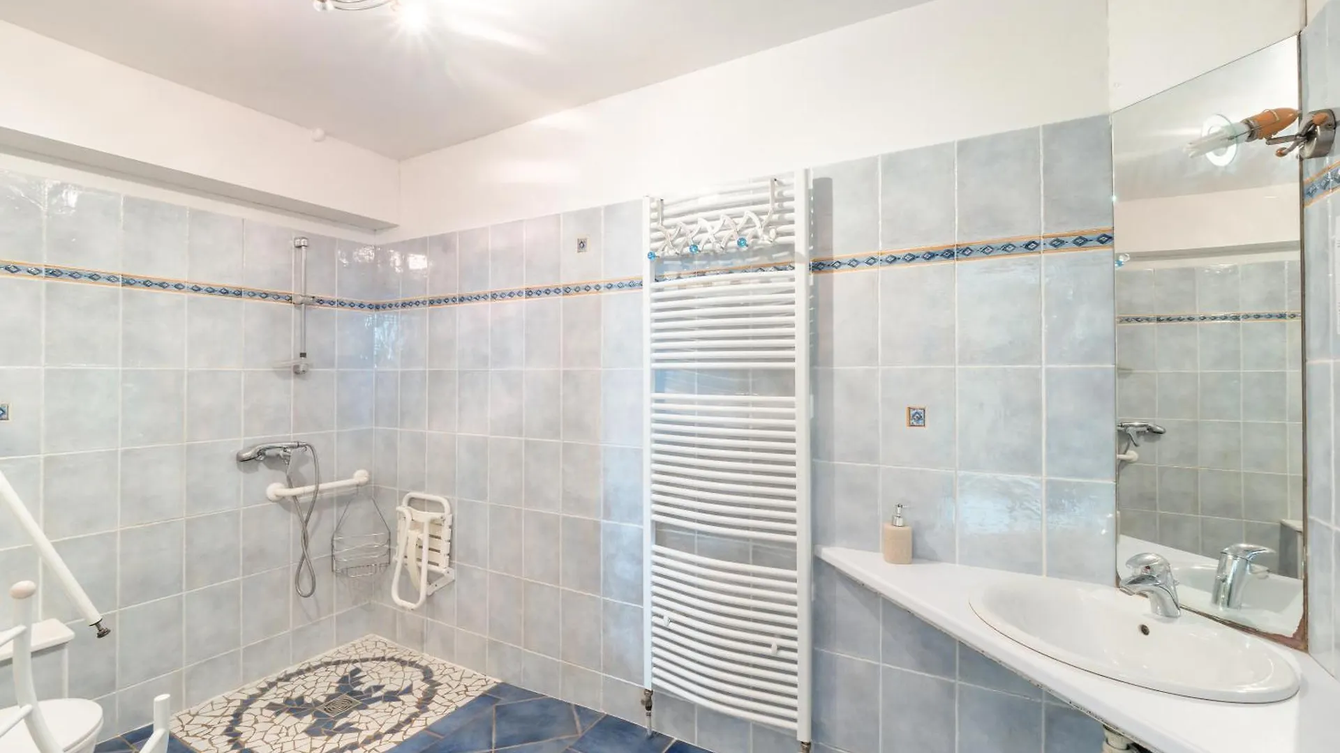 Apartment Appartement Vue Panoramique Campagne Pouncho 2 Pers Millau France